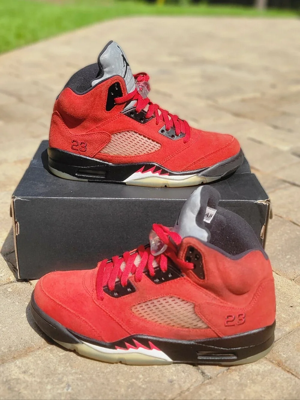 Jordan 5 Retro 'Raging Bull' (2021)